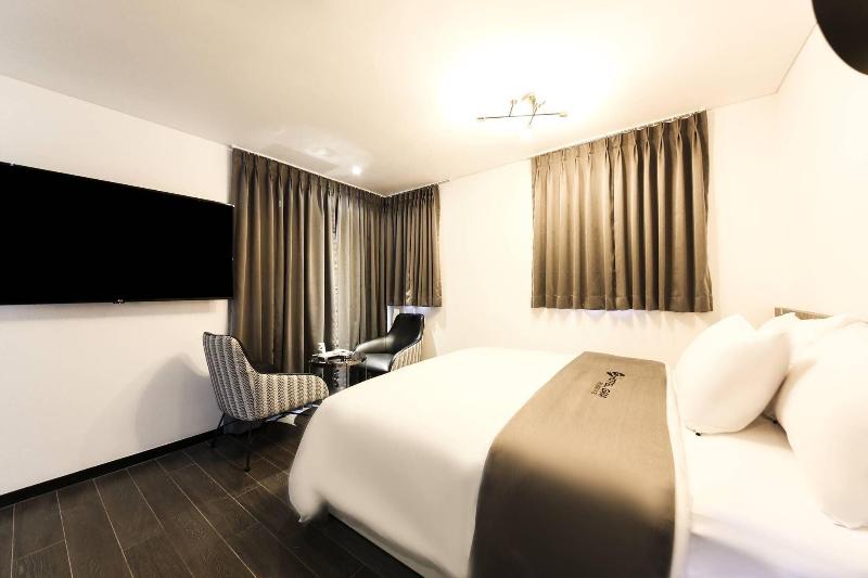 Hotel Gam image