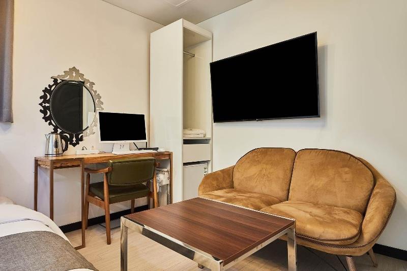 Hotel Gam image