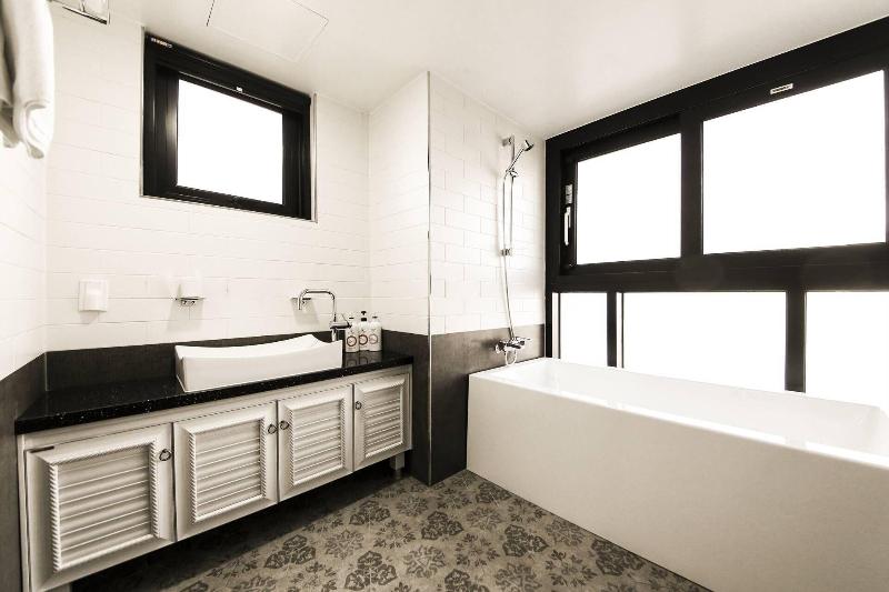 Hotel Gam image