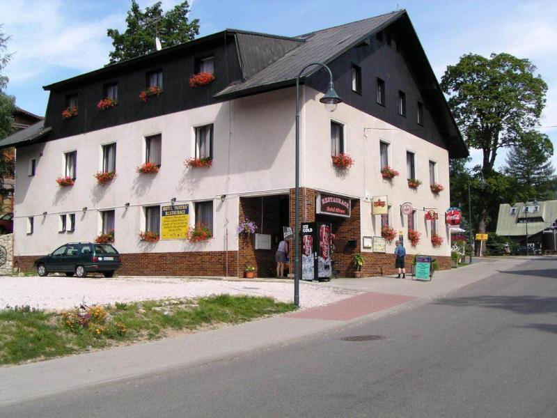 Hotel Anna image