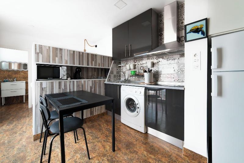 Hostal Quatre Llunes image