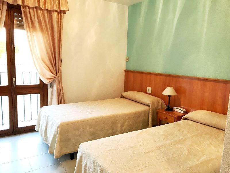 Hotel El Paraiso image