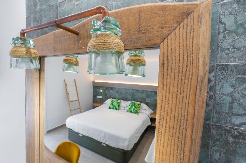 Hostal Restaurante Pou Des Lleó image