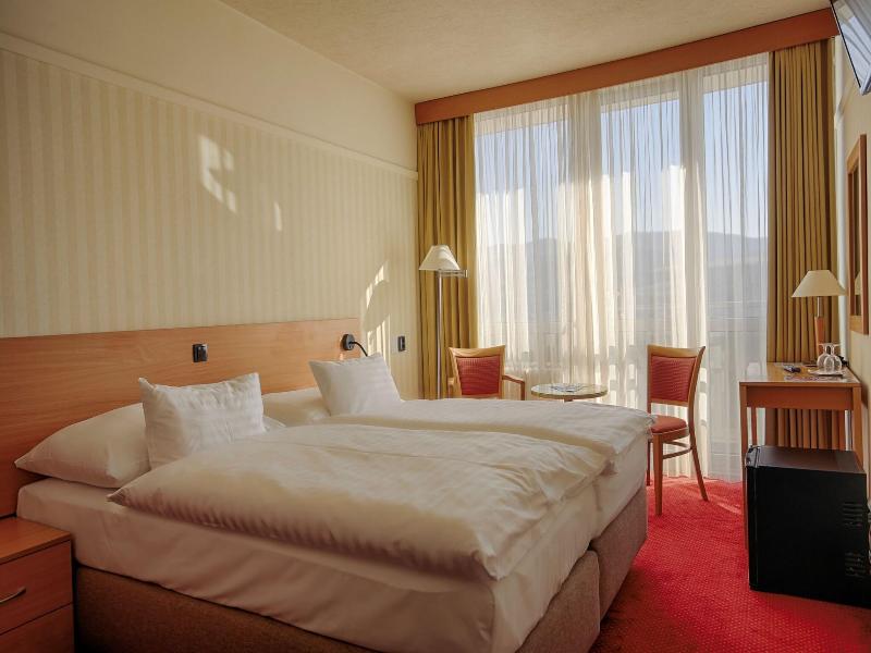 Esplanade Ensana Health Spa Hotel image