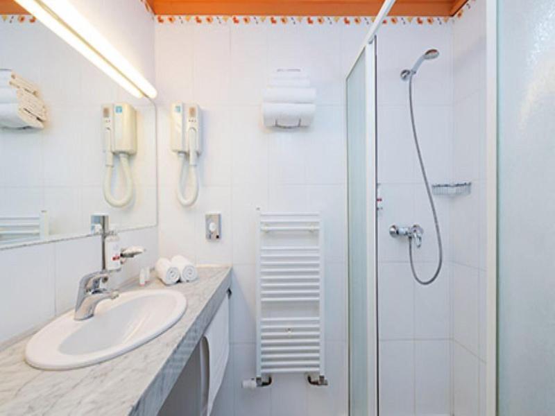 Esplanade Ensana Health Spa Hotel image
