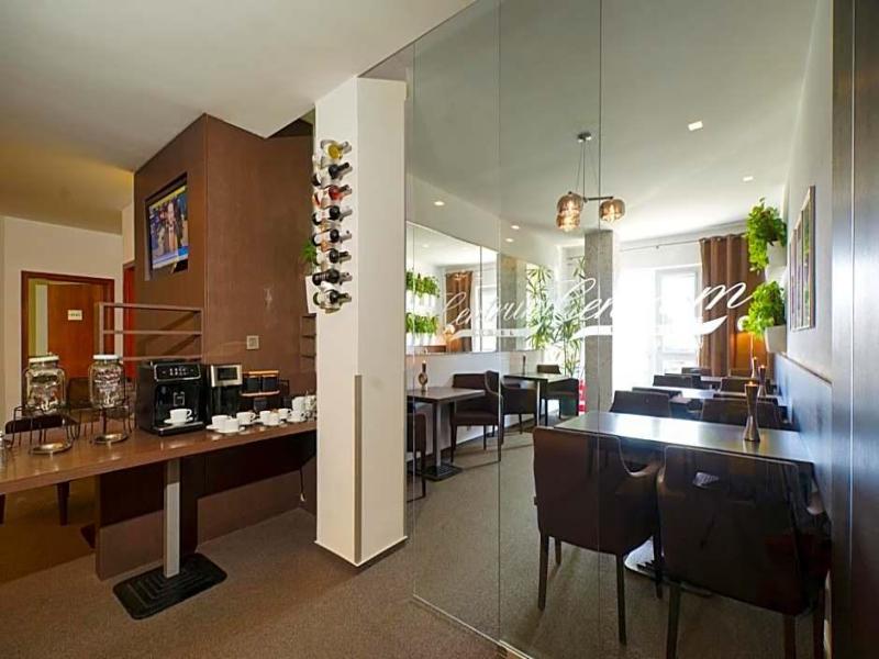 Hotel Centrum image