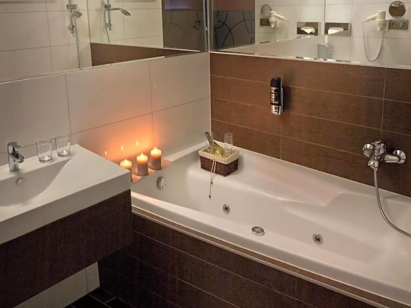 Hotel Centrum image