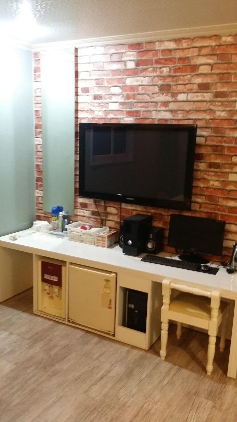 Midas Hotel image