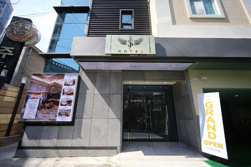 Hotel J's image
