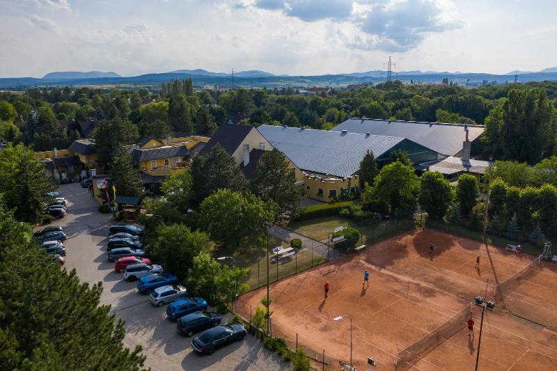 Tennis & Golf Hotel Höllrigl image