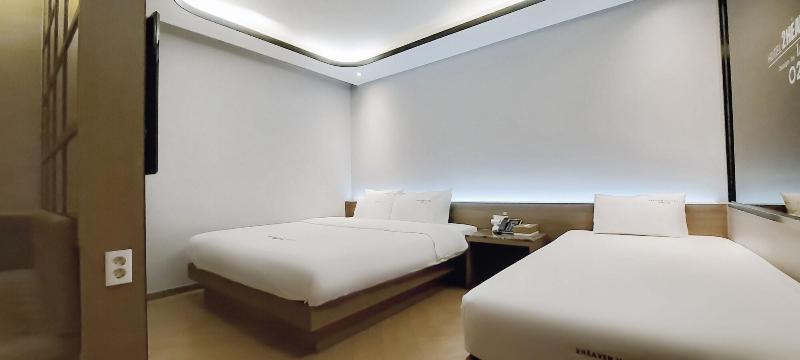 2Heaven Hotel image