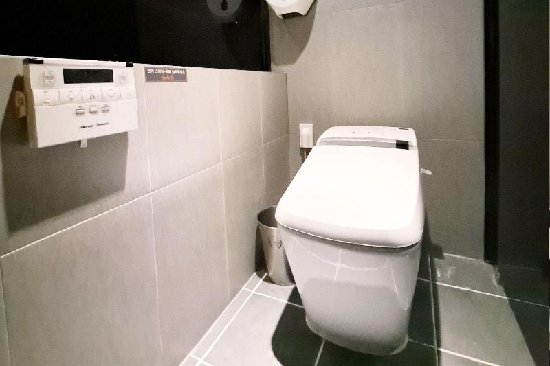 2Heaven Hotel image