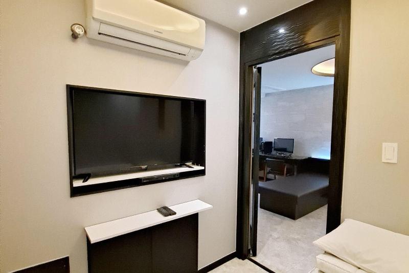 2Heaven Hotel image