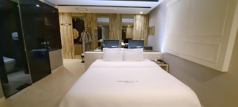 2Heaven Hotel image