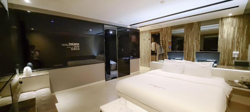 2Heaven Hotel image