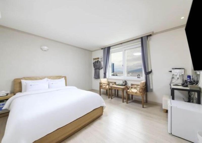 Mj Tour Hostel image