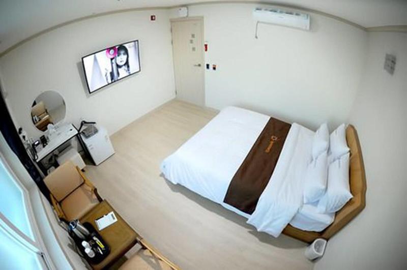 Mj Tour Hostel image