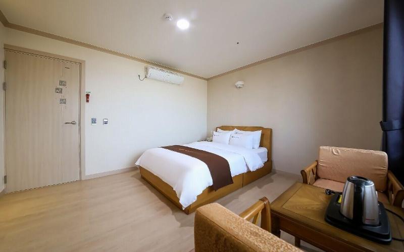 Mj Tour Hostel image