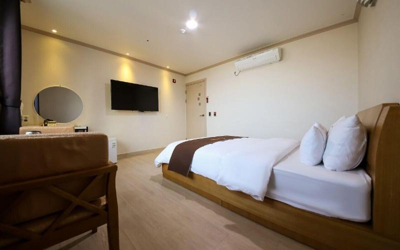 Mj Tour Hostel image