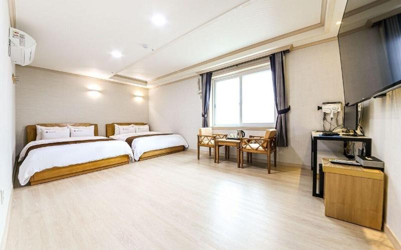 Mj Tour Hostel image