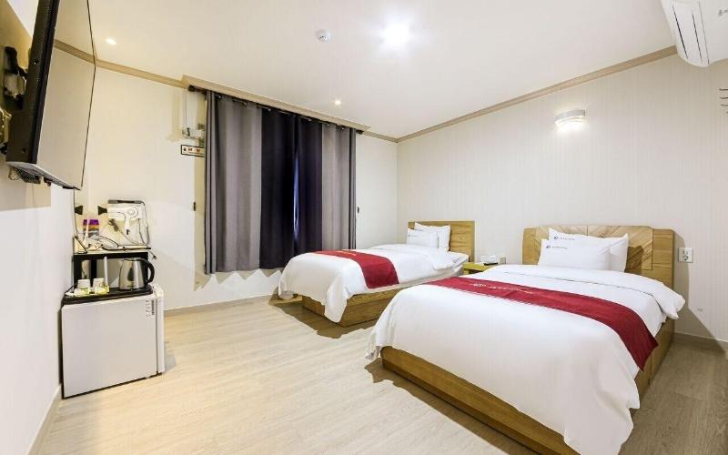 Mj Tour Hostel image