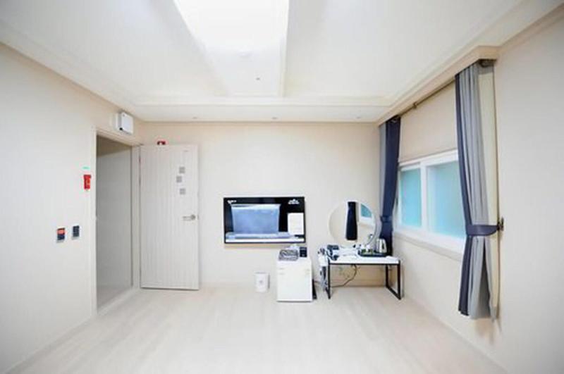 Mj Tour Hostel image