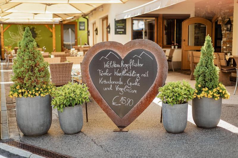 Hotel Hochzillertal image
