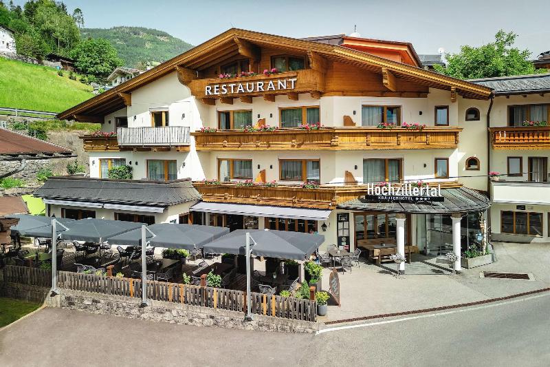 Hotel Hochzillertal image