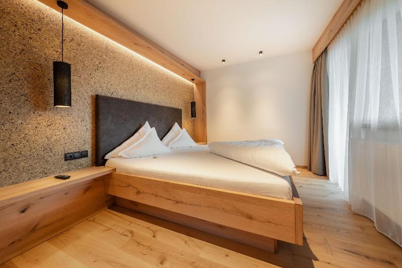 Hotel Hochzillertal image