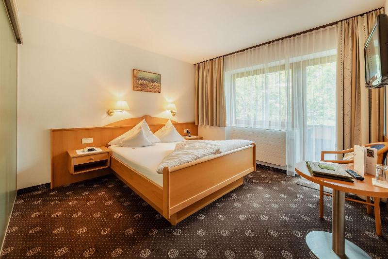 Hotel Hochzillertal image
