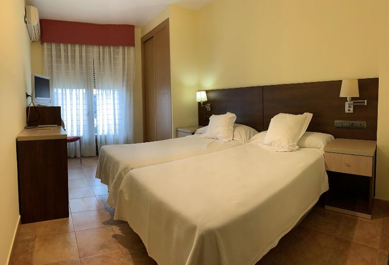 Hostal Monasterio De Rueda image