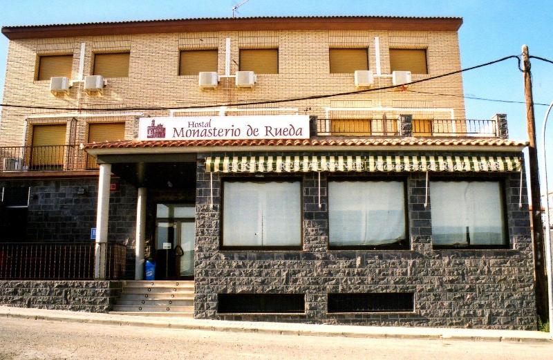 Hostal Monasterio De Rueda image
