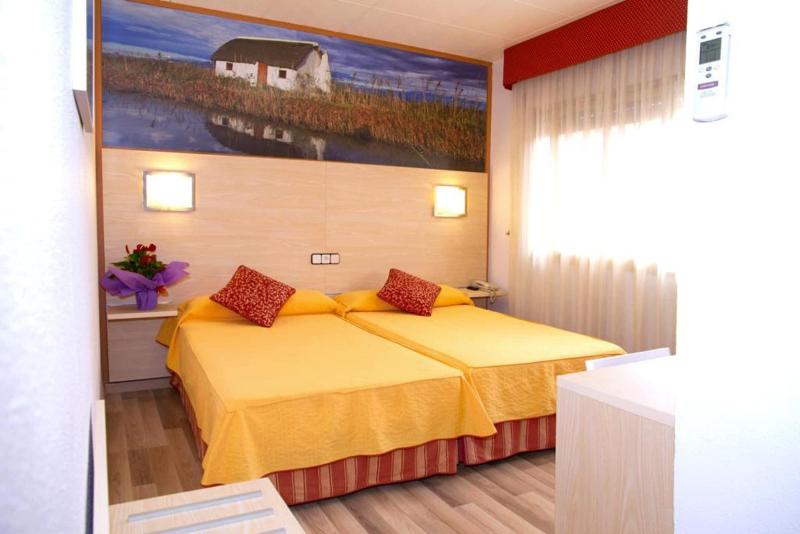 Hotel Tortosa Parc image