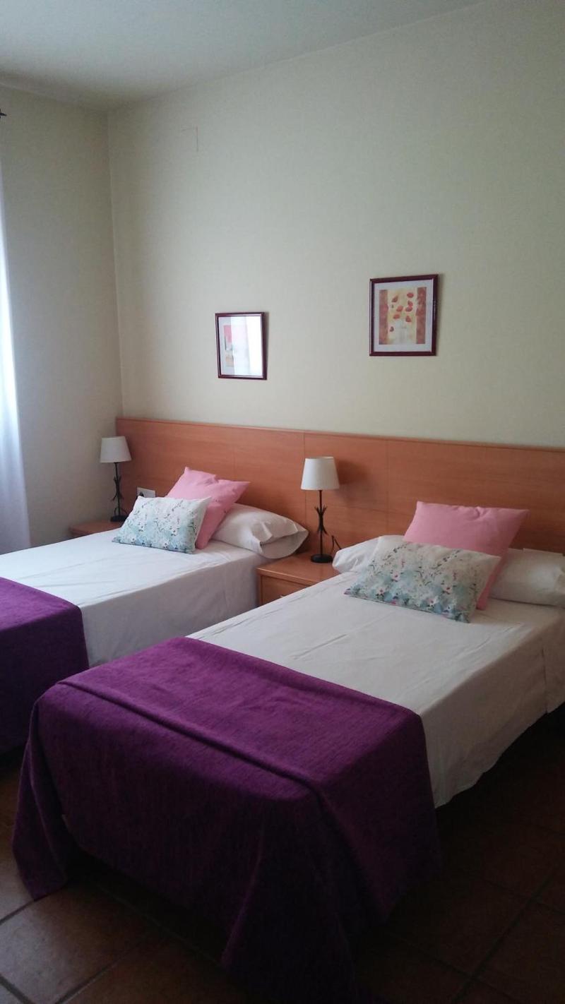 Hostal Sant Roc image