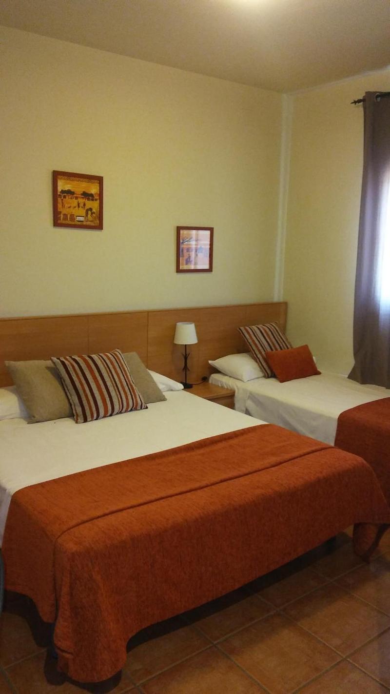 Hostal Sant Roc image