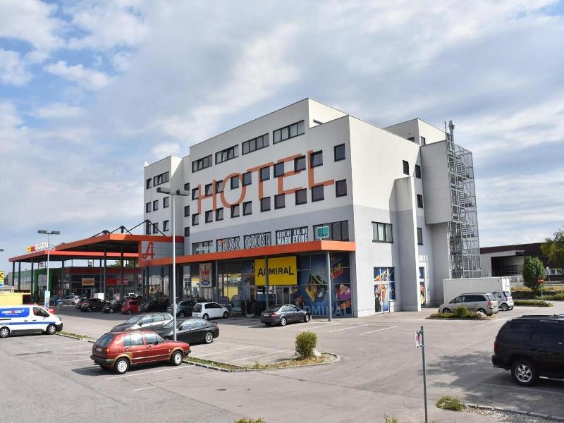 Sleeep Hotel Wiener Neudorf image