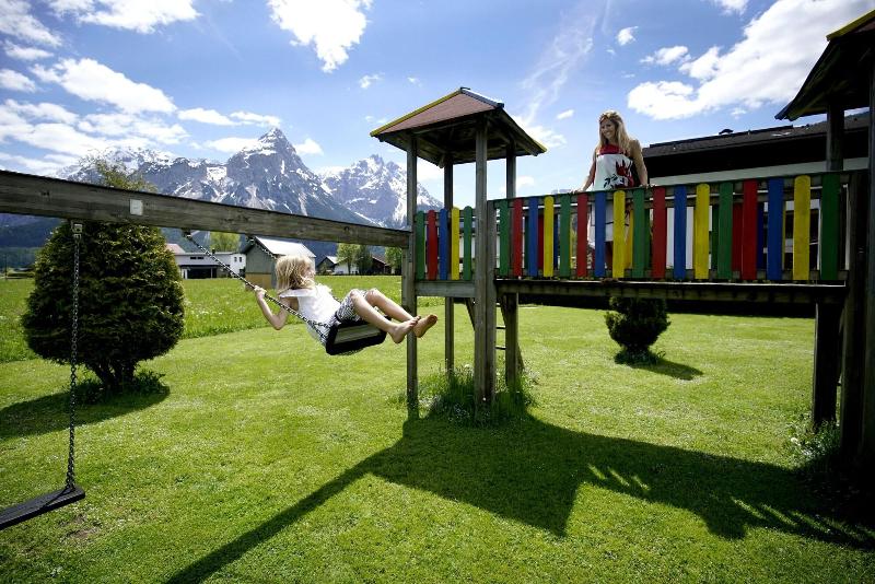 Gästehaus Alpenblick Lermoos image