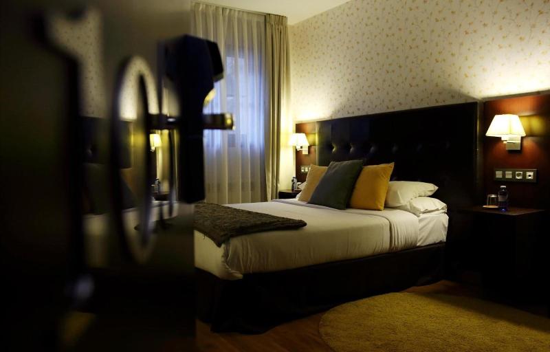 Hotel Rural - El Rincón de Don Pelayo image