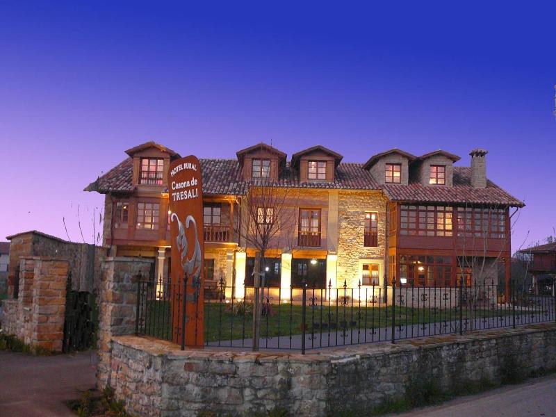 Hotel Casona De Tresali image