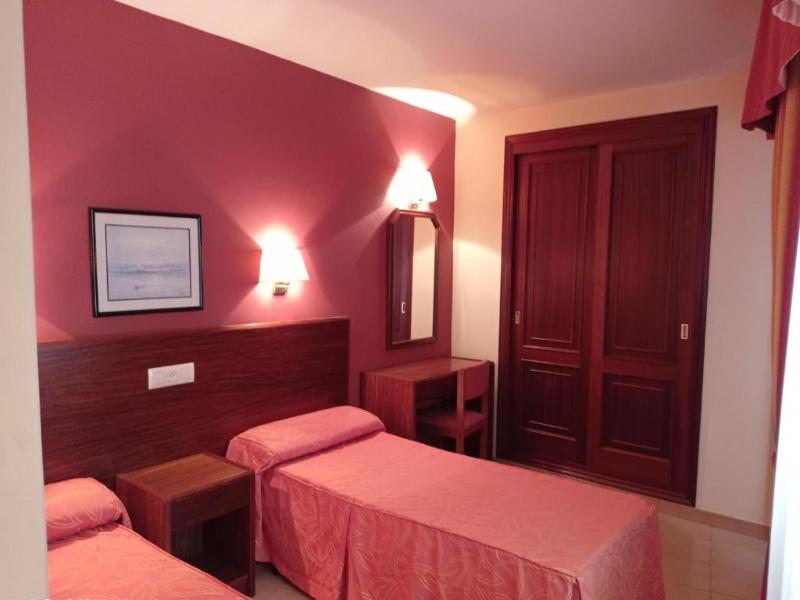 Hotel Siroco Portonovo image