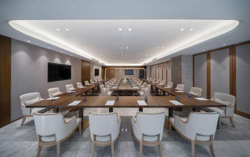 Flyzoo Hotel -- Alibaba image
