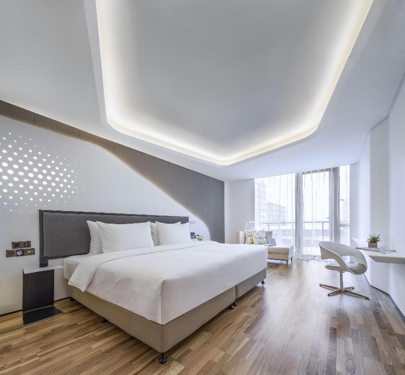 Flyzoo Hotel -- Alibaba image