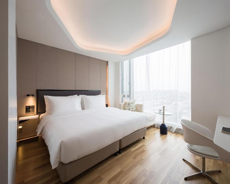 Flyzoo Hotel -- Alibaba image