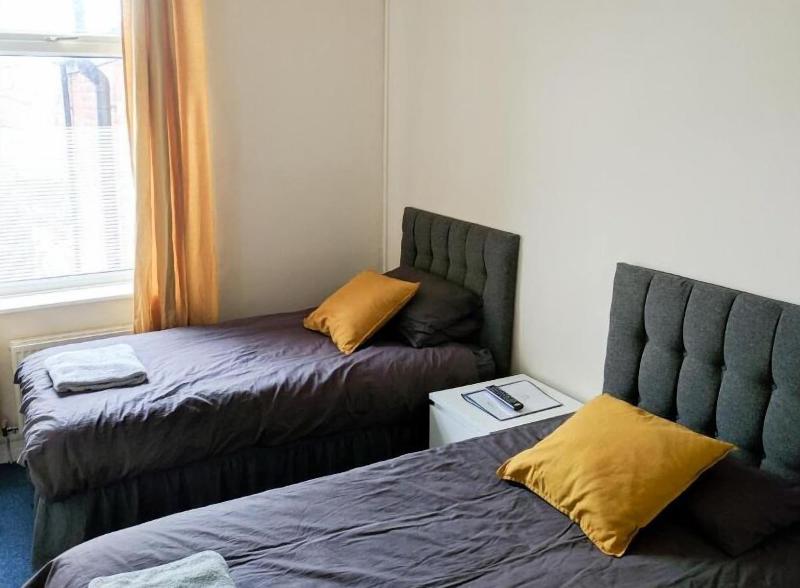 Fern Lodge image