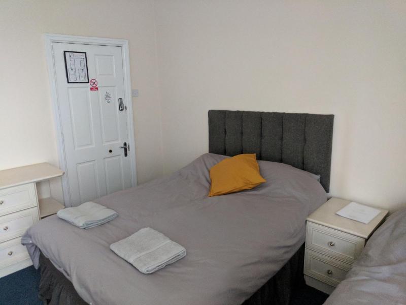 Fern Lodge image