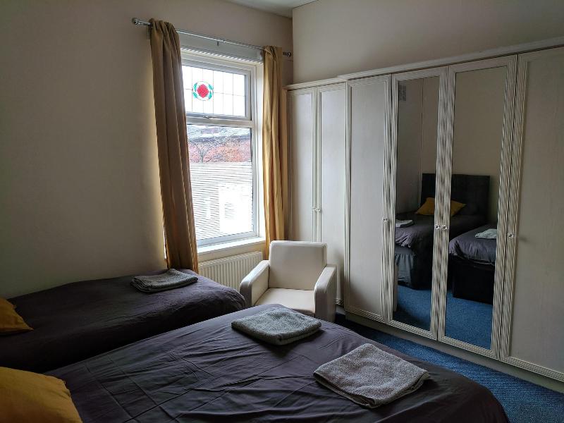 Fern Lodge image