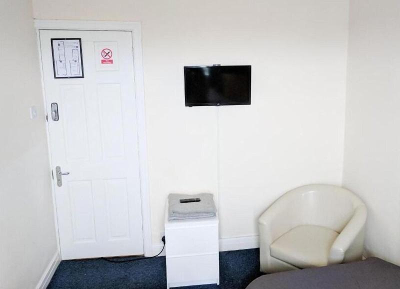 Fern Lodge image