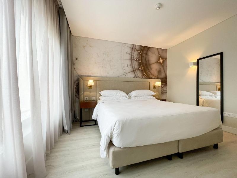 Four Points By Sheraton Sesimbra image
