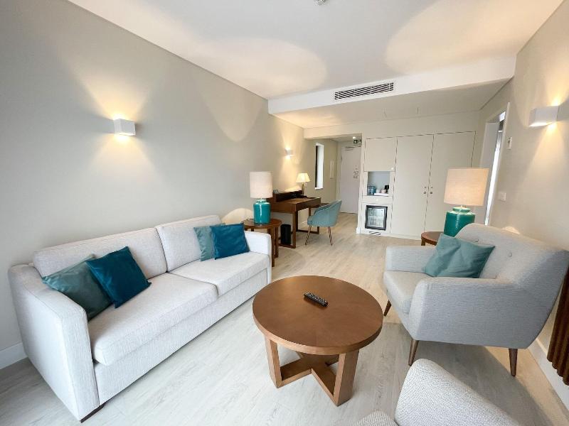 Four Points By Sheraton Sesimbra image