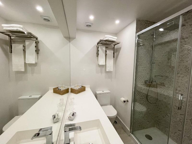 Four Points By Sheraton Sesimbra image